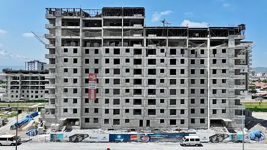 Başkan Çolakbayrakdar: 'Yunusemre'de son konutlarla kentsel dönüşümde yeni dönem başlatıyoruz'