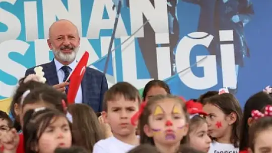 Başkan Çolakbayrakdar'dan çocuk şenliğine davet