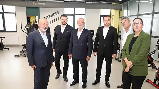 Başkan Çolakbayrakdar Elitaş'ı Kocasinan Akademi'de ağırladı