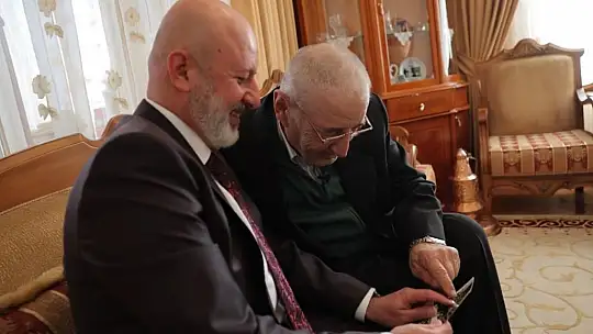 Başkan Çolakbayrakdar, ilkokul öğretmeniyle buluştu