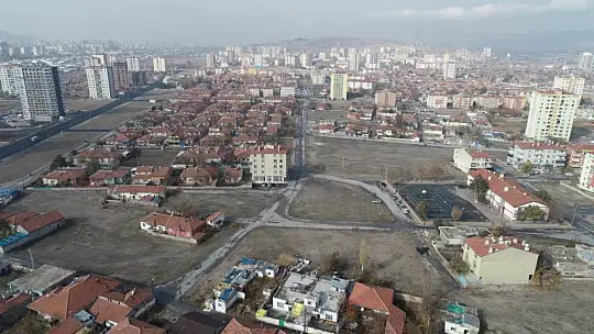Başkan Çolakbayrakdar Kocasinan'daki kentsel dönüşümün öncesi ve sonrasını paylaştı
