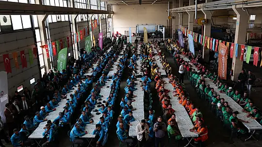 Başkan Çolakbayrakdar, personelle bayramlaştı