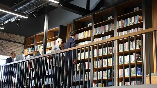 Başkan Çolakbayrakdar, sınava girecek öğrencilere başarılar diledi