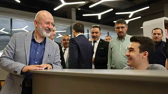 Başkan Çolakbayrakdar, sınava girecek öğrencilere başarılar diledi