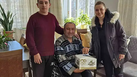 Başkan Metin'den Engelliler Günü'nde unutulmaz jest