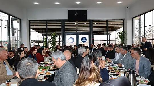 Başkan Metin'den öğretmenlere jest