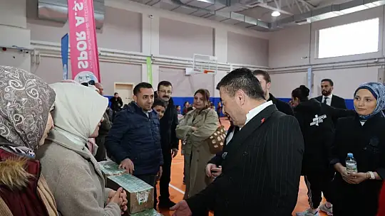 Başkan Metin öğrencilerle spor etkinliğinde buluştu