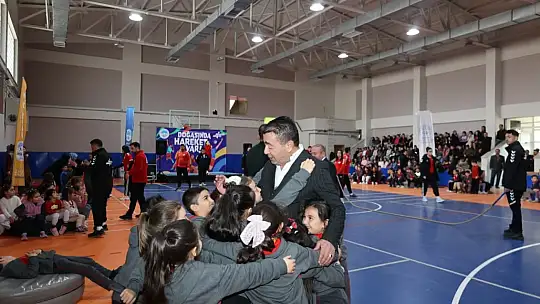 Başkan Metin öğrencilerle spor etkinliğinde buluştu