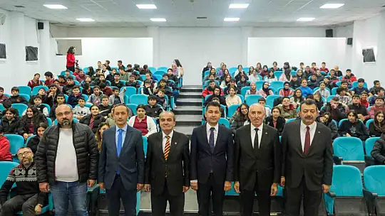 Başkan Odakır: 'Hayallerime ve hedeflerime sıfırdan başlayarak ulaştım'
