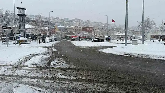 Başkan Özdoğan: 'Kar rahmettir, tüm ekiplerimizle sahadayız'