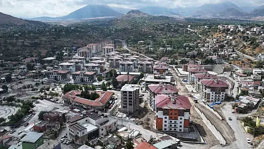 Başkan Özdoğan: 'Kış gelmeden vatandaşlarımız evlerine yerleşecek'