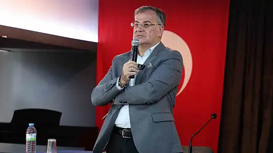 Başkan Özdoğan gençlerle baş başa