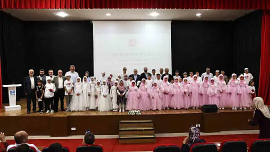 Başkan Özdoğan Kuran Kursu öğrencilerinin heyecanına ortak oldu