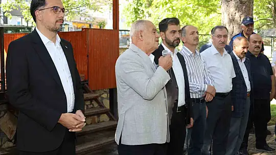 Başkan Öztürk belediye personelleri ile bayramlaştı