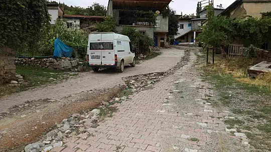 Başkan Öztürk, Derebağ Mahallesi'nde incelemelerde bulundu