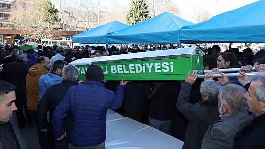 Başkan Öztürk'ün hayatını kaybeden kayınvalidesi son yolculuğuna uğurlandı