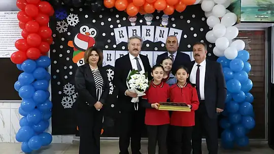Başkan Palancıoğlu, çocukların karne heyecanına ortak oldu