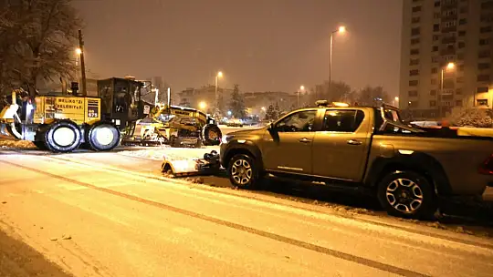 Başkan Palancıoğlu ekiplerle sahada