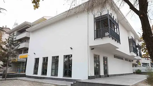 Başkan Palancıoğlu'ndan çocuklara Masal Evi ve oyuncak kütüphanesi