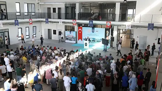 Başkan Palancıoğlu'nun gerçek olan hayali havacılık lisesi öğrenci ve velilere tanıtıldı
