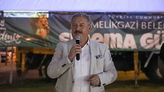 Başkan Palancıoğlu Sinema Günleri'nde vatandaşlarla bir araya geldi