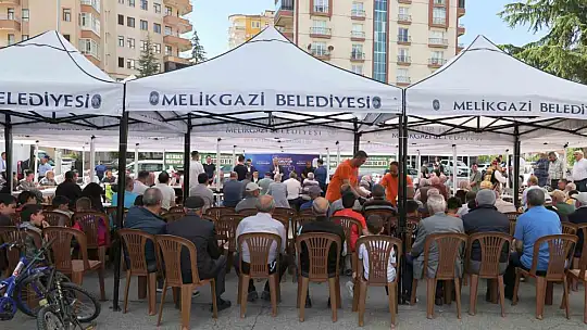 Başkan Palancıoğlu, Yeniköy Mahalle sakinlerini dinledi