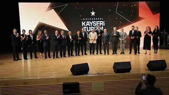 Başkan Yalçın'a 'Turizme katkı onur' ödülü