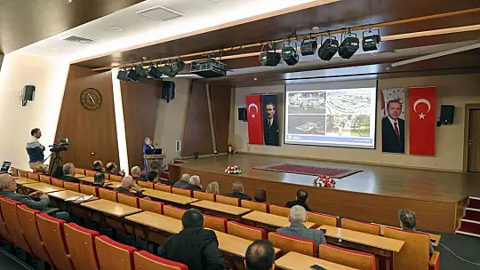 Başkan Yalçın'dan meclis üyelerine icraat sunumu