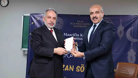 Başkan Yalçın gençlerle Ramazan söyleşisinde