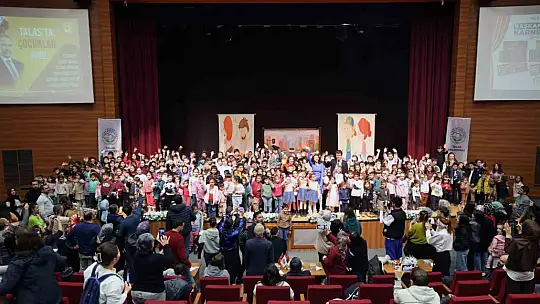 Başkan Yalçın'ın çocuklara hediyesi devam ediyor