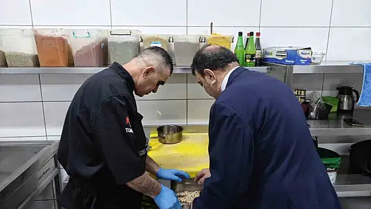 Bayram sofrasının geleneksel lezzeti: Etli nohut yahnisi