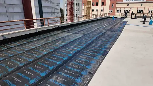 Bedesten katlı otopark çatısı yenileniyor