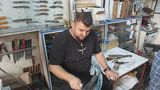 Bıçakçılarda ve baharatçılarda bayram yoğunluğu