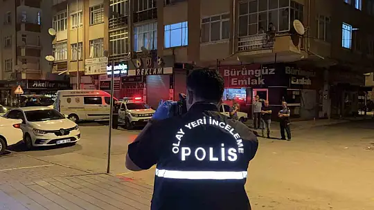 Bıçakladıktan sonra cep telefonunu gasbetmişler: 2 gözaltı