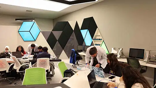 Bilim Merkezi'nden üniversite öğrencilerine ücretsiz Arduino eğitimi