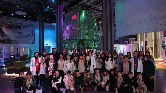 Bilim Merkezi, öğrencileri bilimle tanıştırmaya devam ediyor