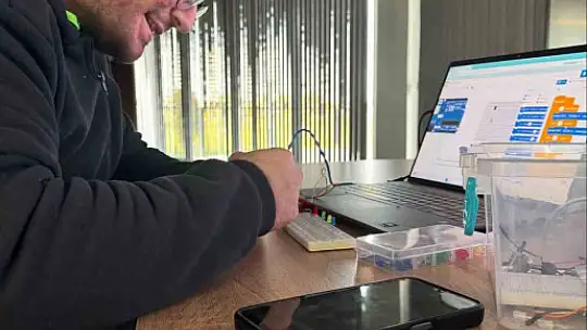 Bilişim Akademisi'nde Fen Bilgisi öğretmen adaylarına eğitim