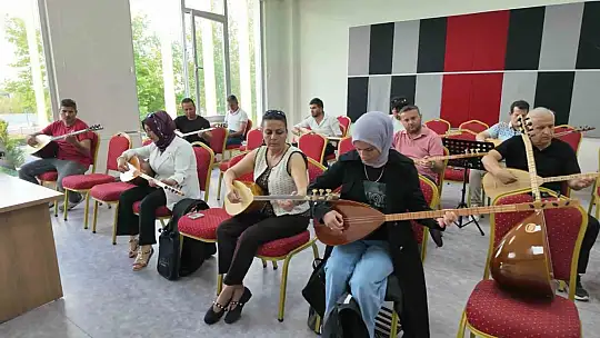 Bin 865 kursiyer konservatuvarda buluştu
