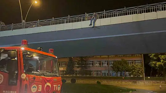 Bir haftada 2 kez intihara kalkışan şahıs ikna edildi