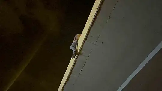 Bir haftada 2 kez intihara kalkışan şahıs ikna edildi