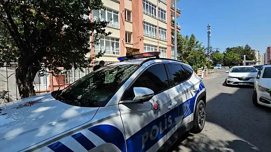 Boşanma aşamasındaki eşe kanlı pusu