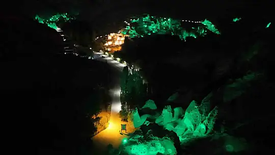 Bu mahalle nüfusunun 675 katı turist ağırladı