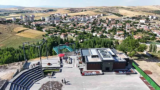 Bünyan Cam Teras ziyaretçi akınına uğradı: 250 bin kişi ziyaret etti