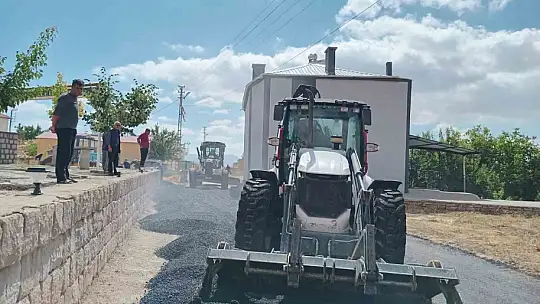 Bünyan'da asfalt çalışmaları sürüyor