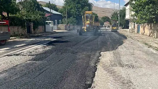 Bünyan'da asfalt çalışmaları sürüyor
