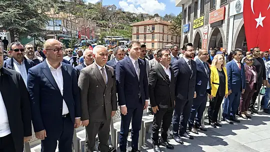 Bünyan'da engeller el ele aşılıyor