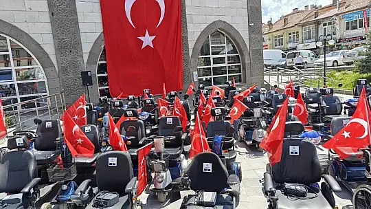 Bünyan'da engeller el ele aşılıyor