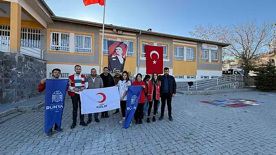 Bünyan'da okul yolları renklendirildi