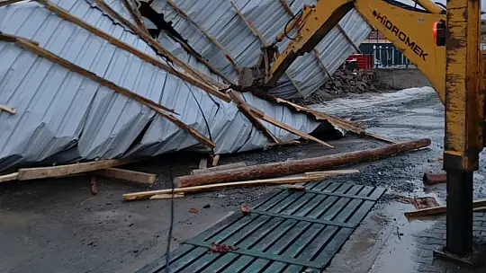 Bünyan'da şiddetli rüzgârın izleri hızla silindi