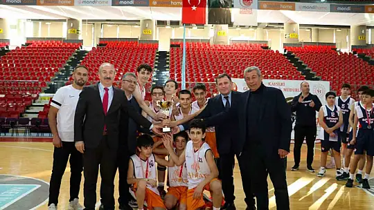 Bünyan Şehit Cennet Yiğit Ortaokulu Kayseri şampiyonu oldu
